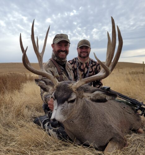 Kyle Gubernator Archery Mule Deer 180 Southern Alberta 2022